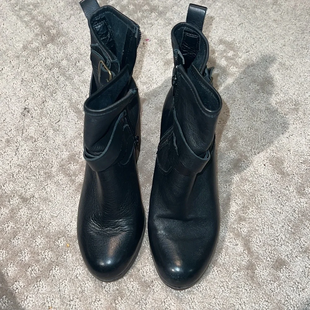 Lucky Brand Leather Boots size 9 1/2